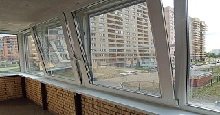 Остекление балкона Морозовск цена от 9747 руб. м/п. за 50 часов