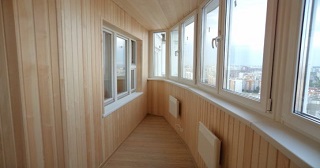 Отделка, остекление, утепление балконов в Морозовске от 206 руб. м/2.